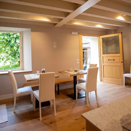 Annalisa Bed and breakfast Sequsino